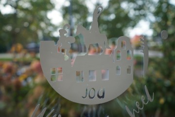 64c90ffe bb41 40f9 b327 3fca6d4cf4ac